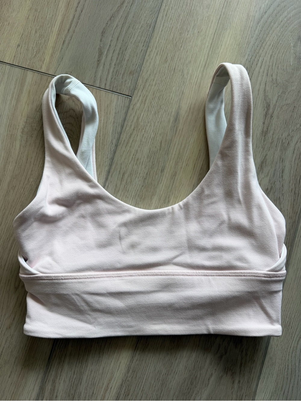 Lululemon Women’s Light Pink Supportive Sports Bra